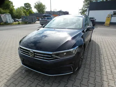 Gebraucht VW Passat GTE 218 PS (160 kW) 2022 Deep black perleffekt Kombi