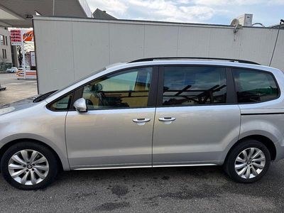 Second-hand Seat Alhambra 150 CP (110 kW) 2015 Argintiu Monovolum