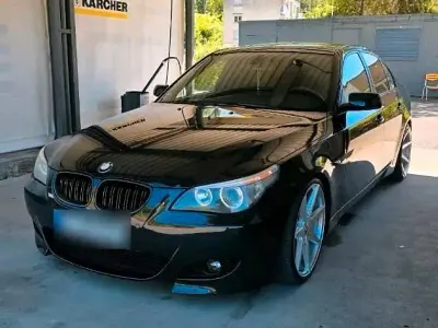 Gebraucht BMW 523 Shadowline 177 PS (130 kW) 2005 Andere farben Limousine