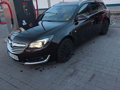 Gebraucht Opel Insignia Edition 140 PS (102 kW) 2013 Schwarz Kombi