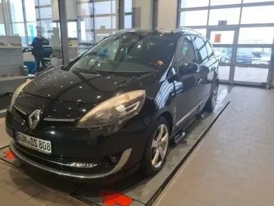 Gebraucht Renault Grand Scénic III Bose Edition 131 PS (96 kW) 2013 Schwarz Van / Kleinbus