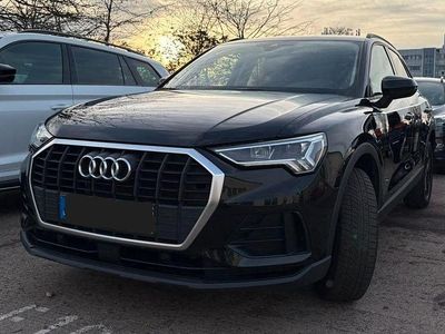 Schwarz Gebraucht 2022 Audi Q3 Ambiente SUV | 27.499 € (Fairer Preis)