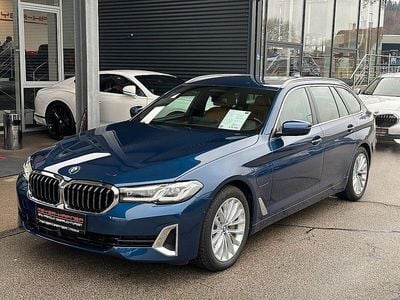 Gebraucht BMW 530e Luxury Line 184 PS (135 kW) 2021 Blau Kombi