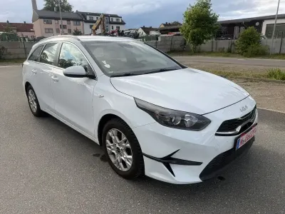 Gebraucht Kia Ceed Sportswagon Vision 136 PS (100 kW) 2022 Weiß Kombi