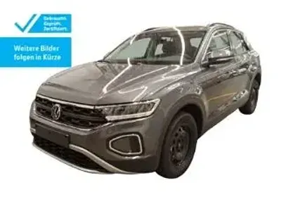 Gebraucht VW T-Roc Life 116 PS (85 kW) 2025 Grau SUV
