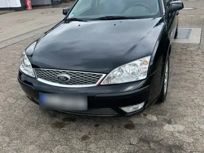 Gebraucht Ford Mondeo Ghia 125 PS (91 kW) 2006 Schwarz Kombi