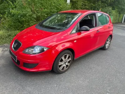 Gebraucht Seat Altea Reference 102 PS (75 kW) 2005 Rot Van / Kleinbus