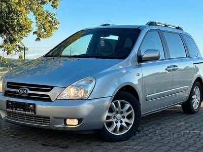 Gebraucht Kia Carnival 185 PS (136 kW) 2007 Silber Van / Kleinbus
