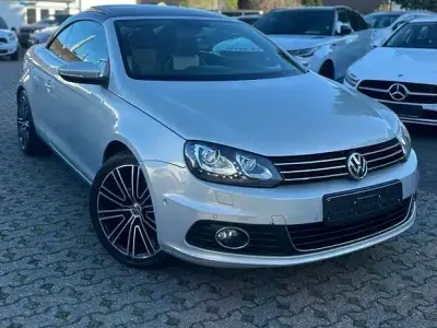 Gebraucht VW Eos Exclusive 140 PS (102 kW) 2011 Grau Cabrio