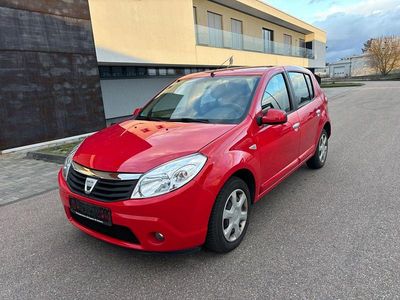 Usata Dacia Sandero 75 CV (55 kW) 2009 Rosso Utilitaria