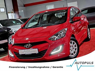 Usata Hyundai i30 Classic 99 CV (72 kW) 2012 Rosso Berlina