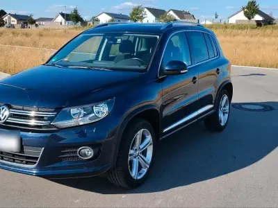 Gebraucht VW Tiguan Sport 122 PS (89 kW) 2013 Blau SUV