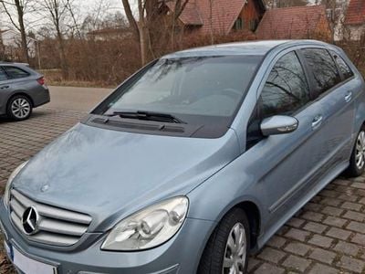 Gebraucht Mercedes B180 109 PS (80 kW) 2008 Blau Van / Kleinbus