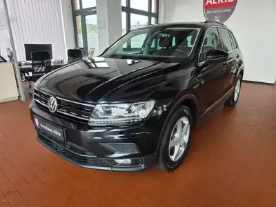 Gebraucht VW Tiguan Comfortline 150 PS (110 kW) 2019 Deep black (metallic) SUV