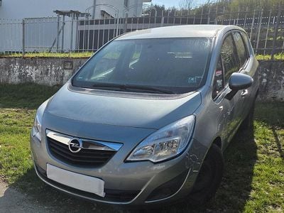 Usata Opel Meriva 120 CV (88 kW) 2010 Grigio Monovolume