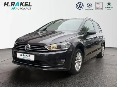 Second-hand VW Golf VII LOUNGE 110 CP (80 kW) 2015 Gri Berlinǎ