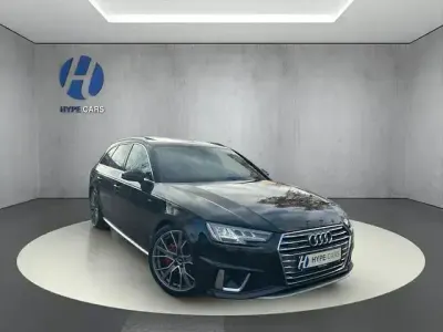 Używany Audi A4 S-Line 410 KM (301 kW) 2019 Czarny Sedan/Limuzyna