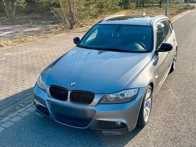 Gebraucht BMW 330 M Sport 245 PS (180 kW) 2011 Grau Kombi