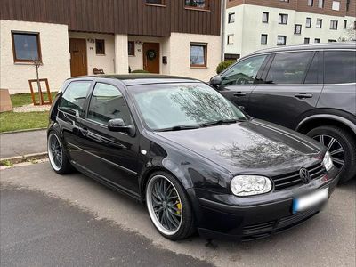 Usata VW Golf IV 105 CV (77 kW) 2001 Nero Utilitaria