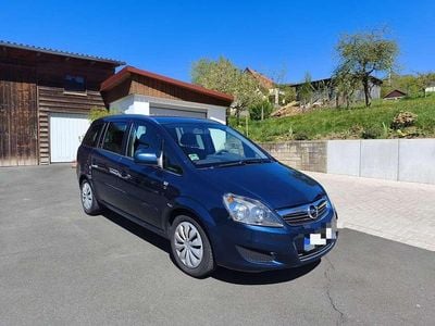 Second-hand Opel Zafira Innovation 116 CP (85 kW) 2010 Albastru Monovolum