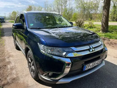 Occasion Mitsubishi Outlander 150 PK (110 kW) 2016 Blauw SUV