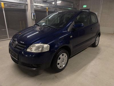 Gebraucht VW Fox 54 PS (39 kW) 2005 Blau Kleinwagen