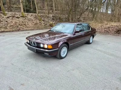 Gebraucht BMW 730 188 PS (138 kW) 1992 Rot Limousine