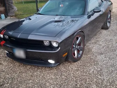 Usata Dodge Challenger 309 CV (227 kW) 2014 Argento Coupé