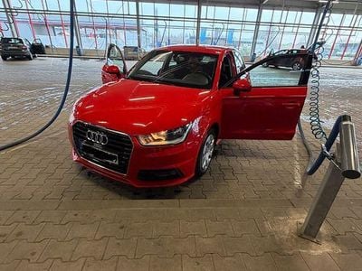 Gebraucht Audi A1 Sportback S-Line 95 PS (69 kW) 2017 Rot Kleinwagen