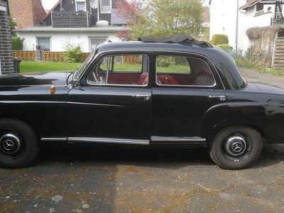 Schwarz Gebraucht 1959 Mercedes W180 Limousine | 25.700 €
