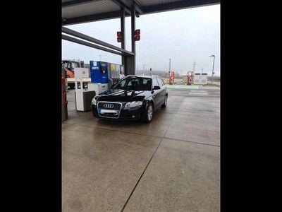 Gebraucht Audi A4 140 PS (102 kW) 2007 Schwarz Kombi