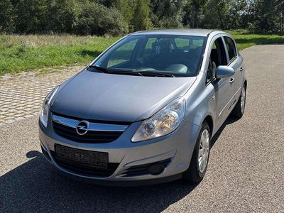 Silber Gebraucht 2007 Opel Corsa Limousine | 2.850 €