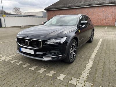 Schwarz Gebraucht 2021 Volvo V90 CC Pro Kombi | 42.100 € (Fairer Preis)