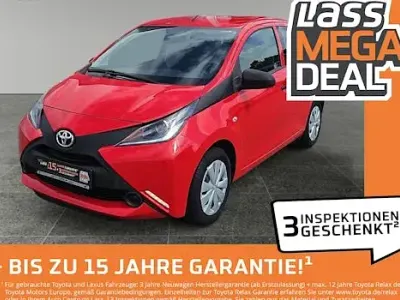 Gebraucht Toyota Aygo Business Edition 69 PS (50 kW) 2016 Rot Kleinwagen