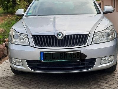 Second-hand Skoda Octavia Best of 105 CP (77 kW) 2013 Argintiu Break