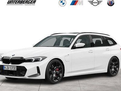 Second-hand BMW 330e Comfort Edition 292 CP (214 kW) 2025 Alb Break