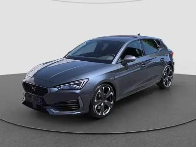 Second-hand Cupra Leon VZ 300 CP (220 kW) 2024 Gri