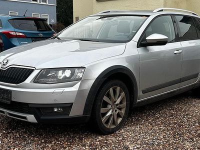 Gebraucht Skoda Octavia Scout 184 PS (135 kW) 2015 Silber Kombi