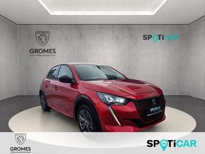 Gebraucht Peugeot 208 Allure 100 kW (136 PS) 2023 Rot Kleinwagen