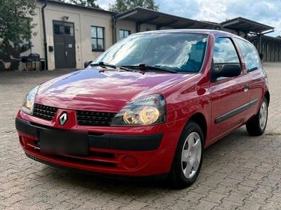 Gebraucht Renault Clio II 58 PS (42 kW) 2001 Rot Limousine