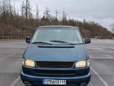 Usata VW T4 102 CV (75 kW) 2001 Verde Furgone