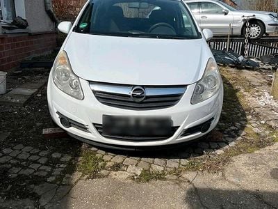 Usata Opel Corsa 60 CV (44 kW) 2009 Bianco Utilitaria