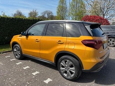 Begagnad Suzuki Vitara Comfort 129 HK (94 kW) 2025 Guld SUV