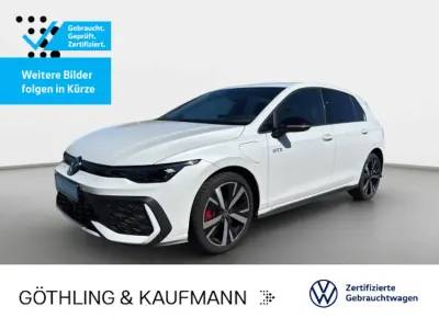 Gebraucht VW Golf VIII GTE 272 PS (200 kW) 2025 Oryxweiß perlmutteffekt Limousine