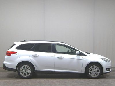 Usata Ford Focus Trend 95 CV (69 kW) 2015 Bianco Station wagon
