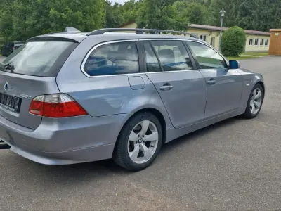 Gebraucht BMW 525 2005 Grau Kombi