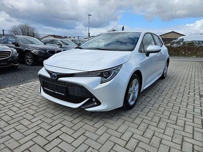 Gebraucht Toyota Corolla Hybrid Team 98 PS (72 kW) 2022 Weiß Limousine