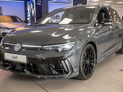 Grau Neu 2026 VW Golf R Limousine | 53.680 € (Teuer)