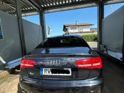 Gebraucht Audi A6 Comfort 204 PS (150 kW) 2013 Schwarz Limousine
