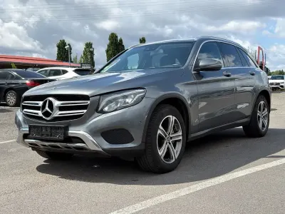Gebraucht Mercedes GLC250 204 PS (150 kW) 2018 Grau SUV